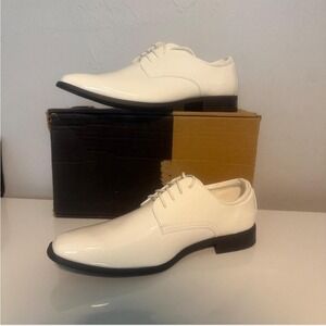 Classic White Men's Dress Shoes‎